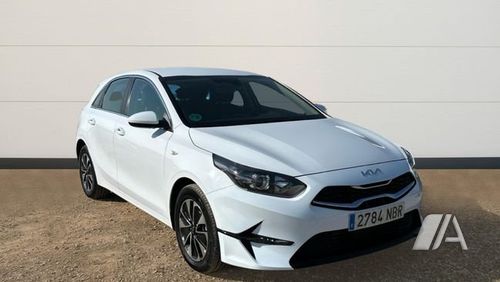 Kia cee'd f/l 5p 1.0 T-GDi Drive 2025, foto 1