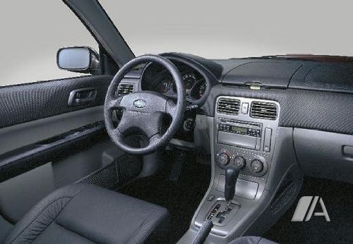 Ficha técnica y precios del SUBARU Forester 2.0 X 5p 2004