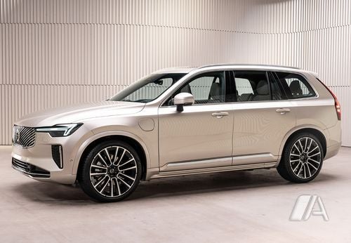 Capot Avant VOLVO XC90 2.4 D – Année 2005, Couleur Noir – Pièce D’occasion – Réf. Origine Non Applicable