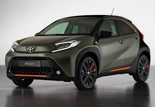 TOYOTA Aygo X Cross Play