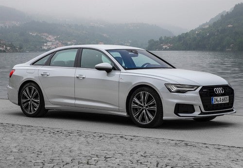 AUDI A6 Avant e-tron quattro Advanced