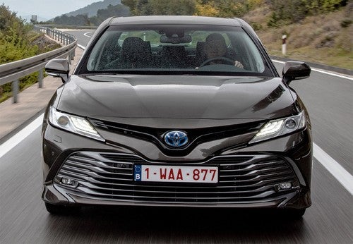 TOYOTA Camry Híbrido Luxury Aut.