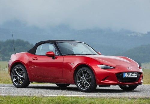 MX-5 RF 2.0 Skyactiv-G Homura