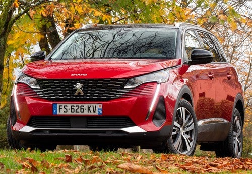 PEUGEOT 5008 SUV Hybrid 136 GT eDCS6