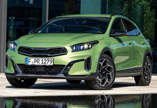 KIA XCeed 1.5 MHEV Drive