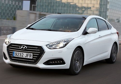 HYUNDAI i40 CW 1.7CRDI Bluedrive Tecno