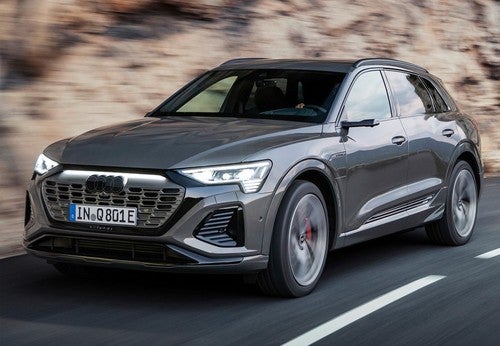 AUDI Q8 e-tron 55 quattro Advanced