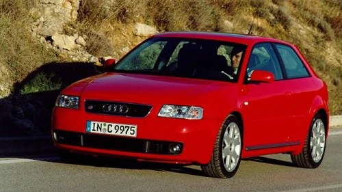 Audi A3 (8L)(1996->) 1.8 T Attraction Quattro (132kW) [1,8 Ltr. - 132 kW  20V Turbo] - Desguaces Aeropuerto