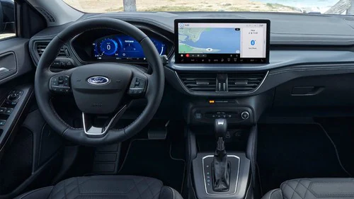 Ford Focus 2023: motores, equipamiento y precios - Carnovo