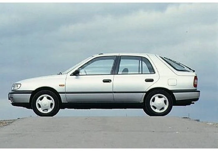 Nissan sunny шрус