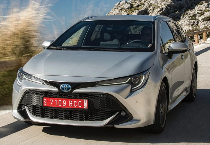 Toyota corolla touring 2019