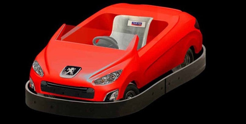 Peugeot aporta una flota de coches para educación vial en Micropolix