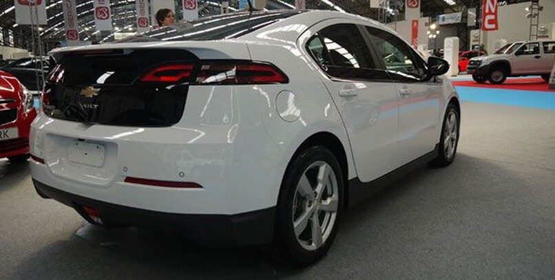 General Motors se centrará en coches eléctricos, no en los híbridos