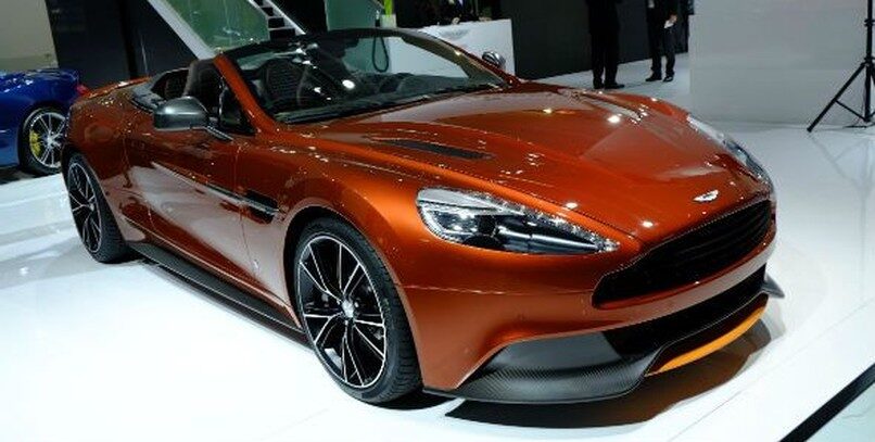Aston Martin Vanquish Volante: belleza suprema