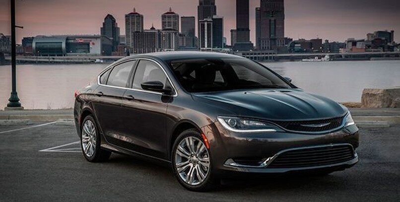 Nuevo Chrysler 200 2015, renovación total
