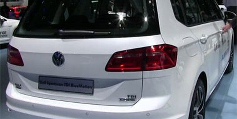 Vídeo: Volkswagen Golf Sportsvan en el Salón de Ginebra