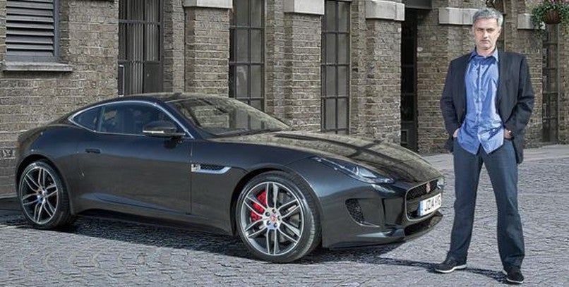 José Mourinho se lleva gratis el primer Jaguar F-Type R Coupé
