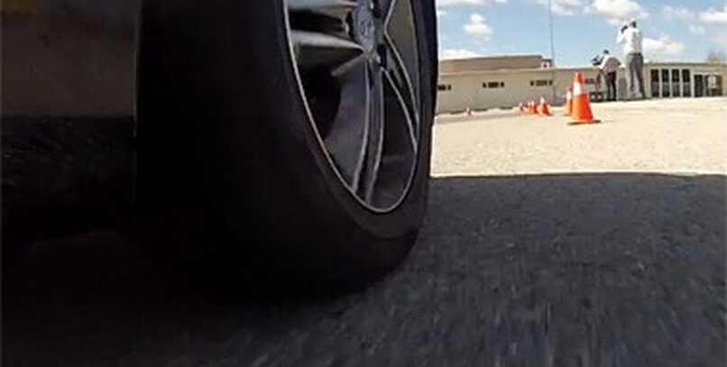 Vídeo: agarre neumático premium vs. low cost