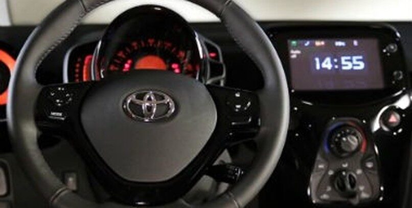 Toyota x-touch, en el nuevo Aygo