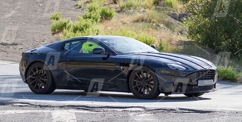 Fotos espía del nuevo Aston Martin DB11