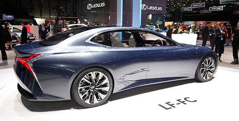 El Lexus LF-FC Concept visita Ginebra