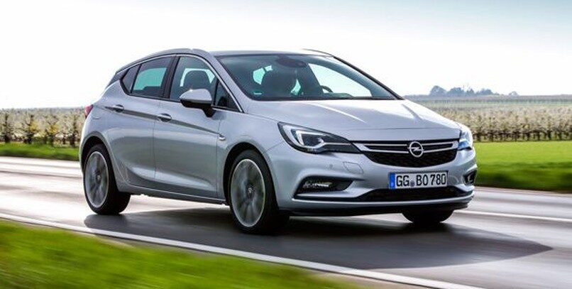 Nuevo Opel Astra BiTurbo, el compacto alemán estrena motor de 160 CV