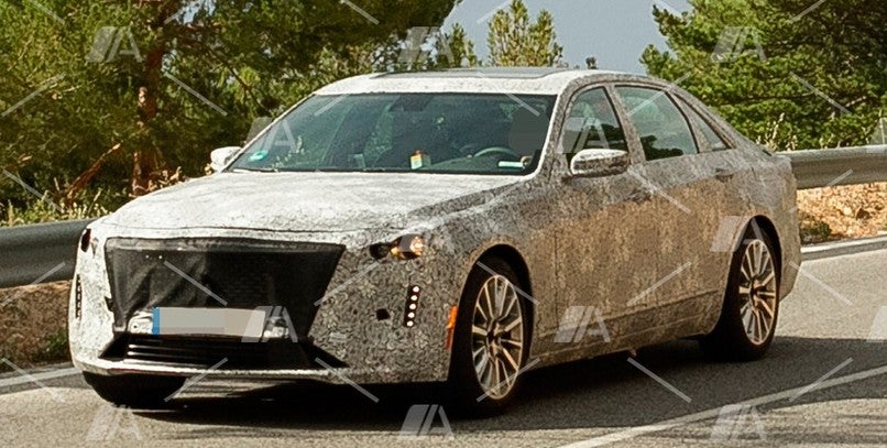 Fotos y vídeo espía del Cadillac CT6 2019