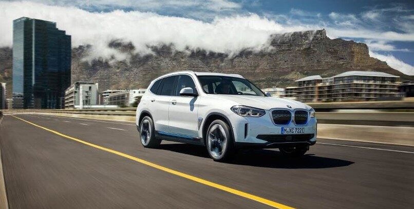 Probamos el nuevo BMW iX3: SUV eléctrico con conducción deportiva