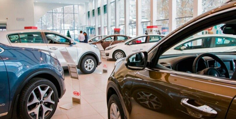 El primer semestre cierra con una caída del 10,7% en las matriculaciones de coches nuevos