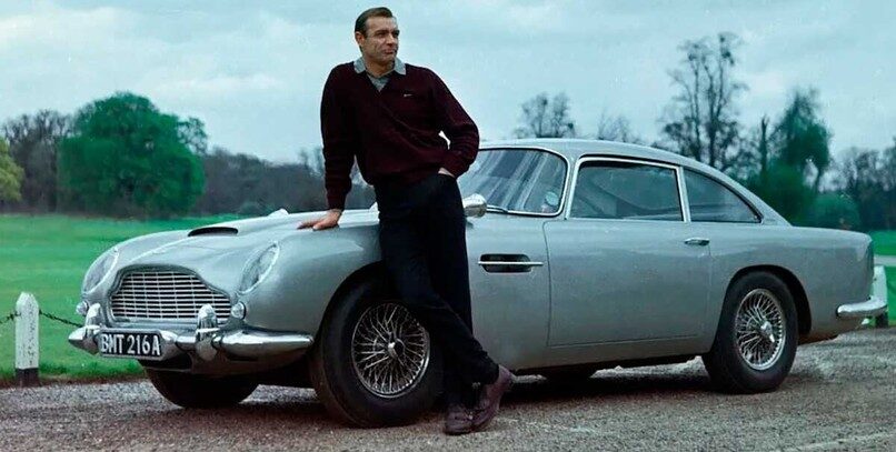 ¿Por qué James Bond conduce un Aston Martin DB5?
