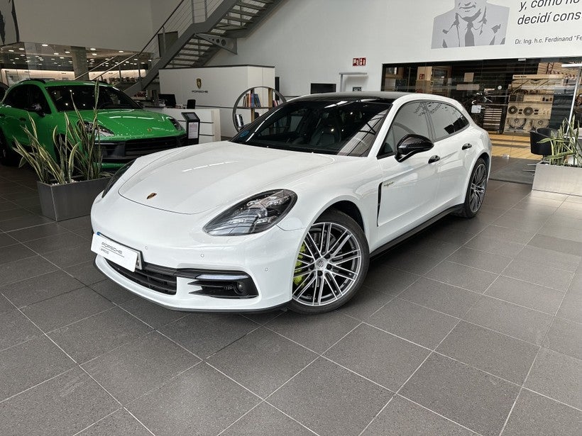 PORSCHE Panamera 4 e-Hybrid Sport Turismo