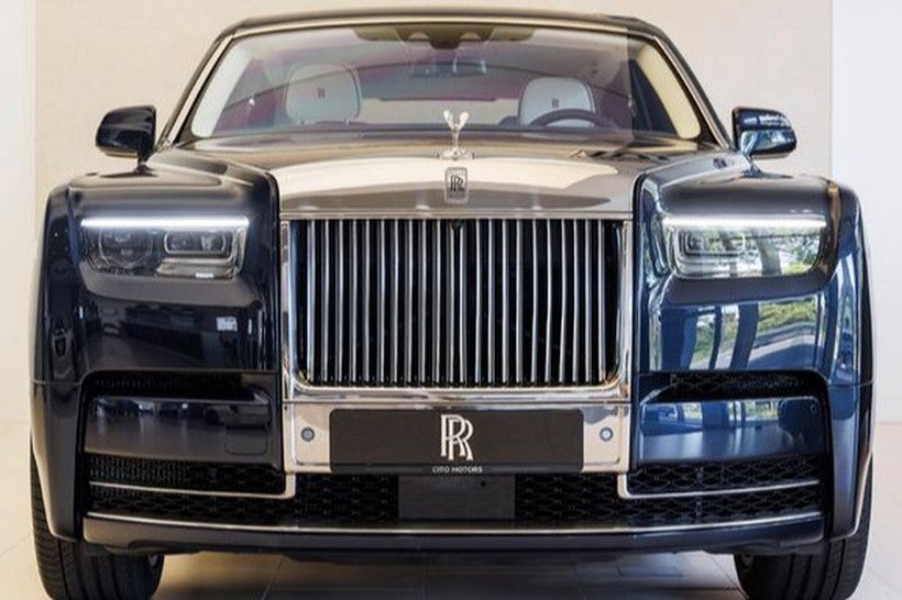 ROLLS-ROYCE Phantom 6.7 V12