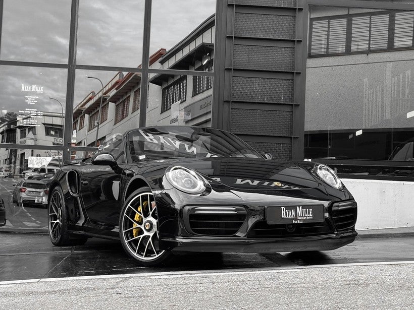 PORSCHE 911 Turbo S Cabriolet PDK