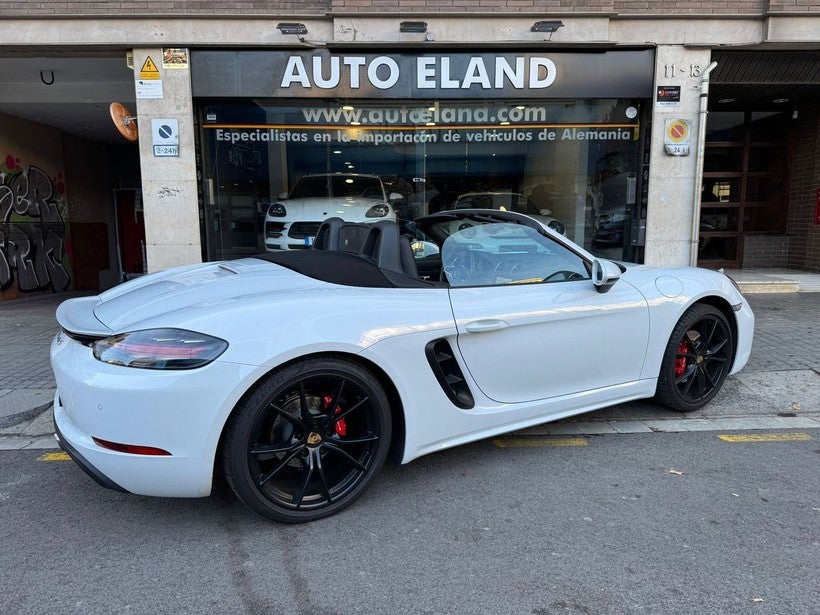 Porsche Boxster S 718