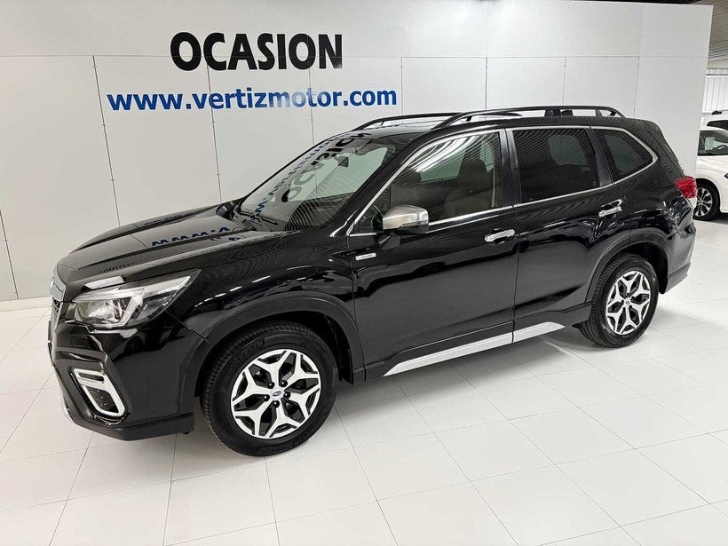 SUBARU Forester 2.0i Hybrid Executive Plus CVT