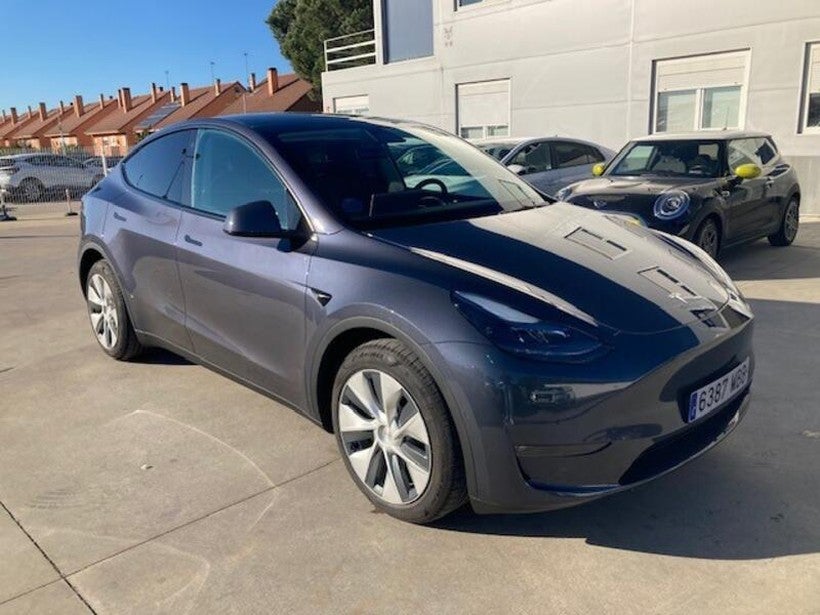 TESLA Model Y Gran Autonomia AWD