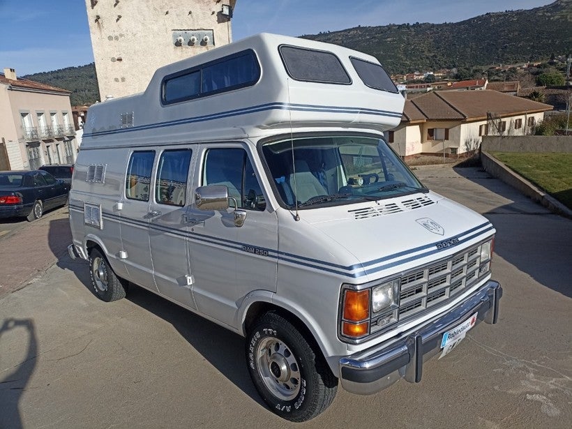 DODGE RAM VAN 250 FIESTA