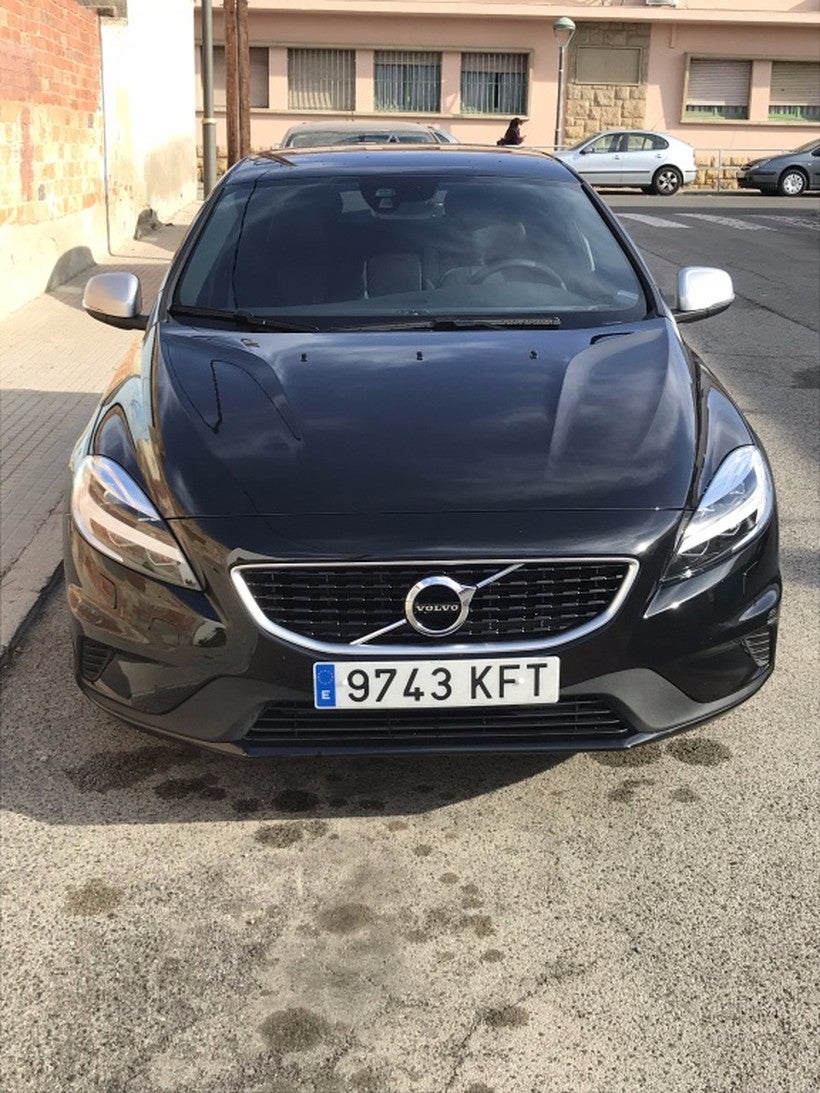 VOLVO V40 D3 R-Design Momentum 150