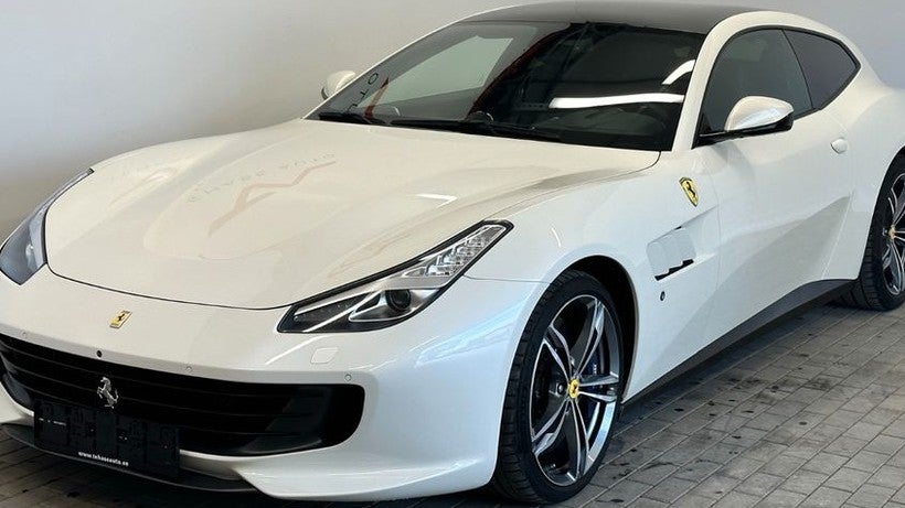 FERRARI GTC 4Lusso V12