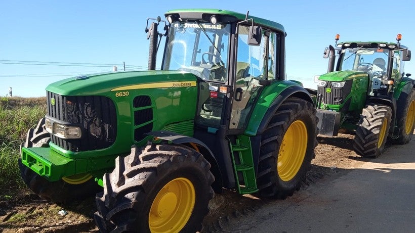 John Deere 6630