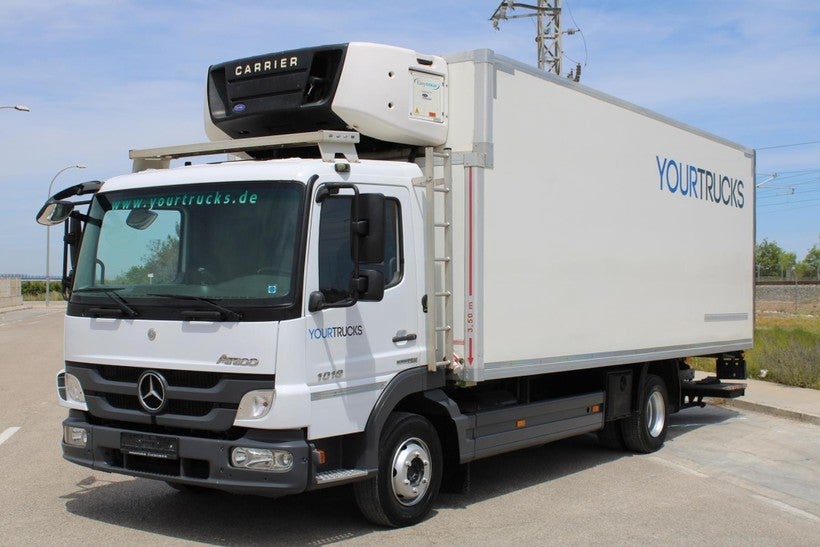 Mercedes-Benz Atego 1018 CS950mt – Multi-Temperatura - Aire – Automático – Plataforma