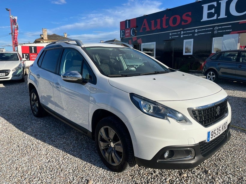 PEUGEOT 2008 1.2 PureTech S&S Style 130