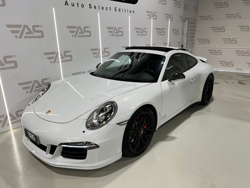 Porsche 911 911 Carrera 4 GTS Coupe