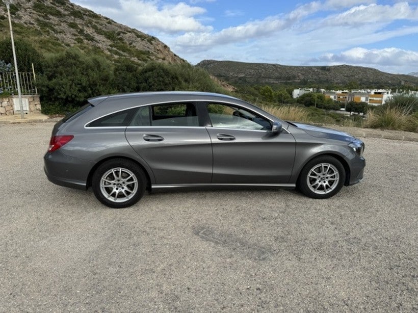 MERCEDES-BENZ Clase CLA 180 7G-DCT