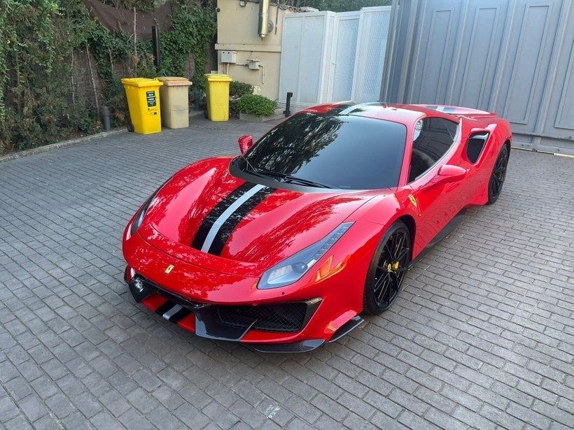 FERRARI 488 Pista