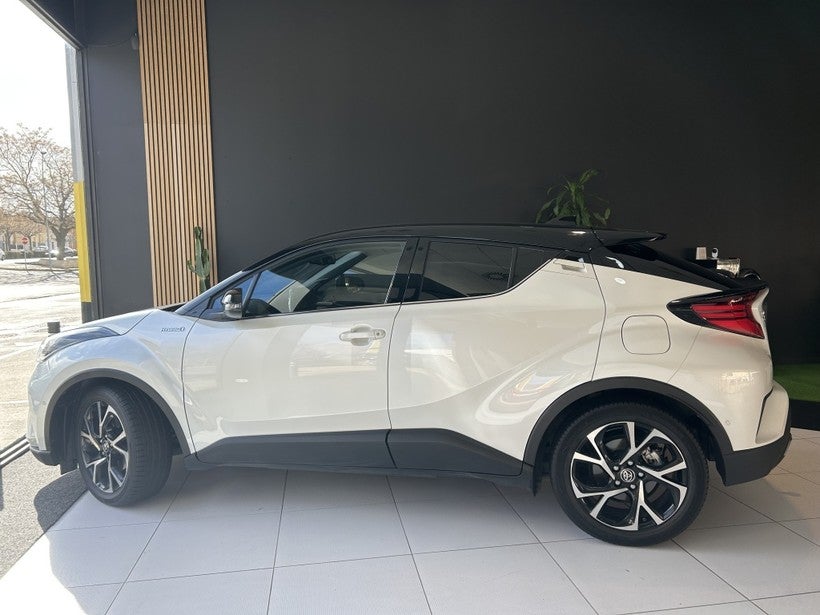 TOYOTA C-HR 180H Advance Luxury