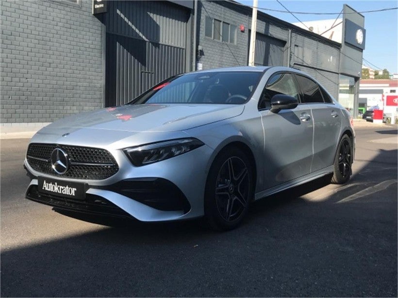 MERCEDES-BENZ CLASE A 180 d Sedán