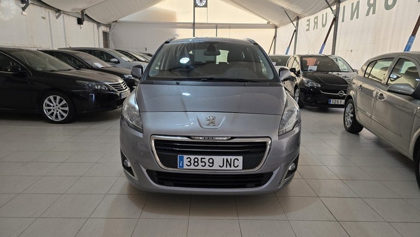 PEUGEOT 5008 1.6 BlueHDi Style 7 pl. 120