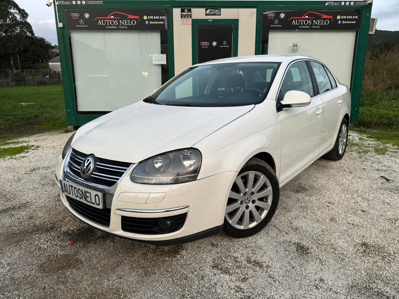 VOLKSWAGEN Jetta 1.9TDI Highline Bluemotion