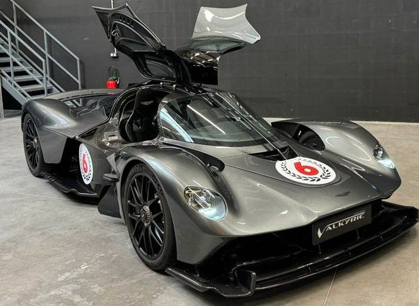 ASTON MARTIN Valkyrie Coupé